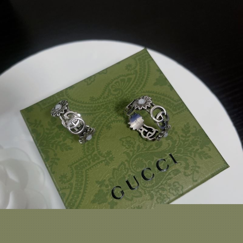 G*u*i rings